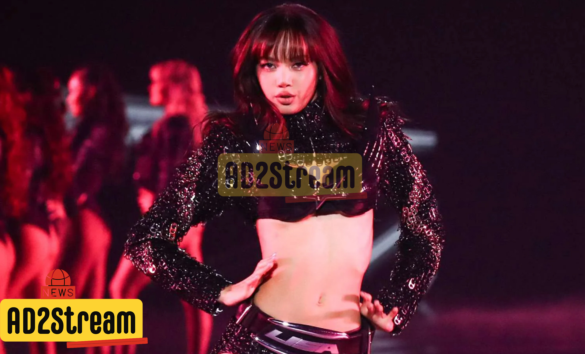 Lisa BLACKPINK Tampil di Victoria’s Secret Bawakan Lagu Rockstar