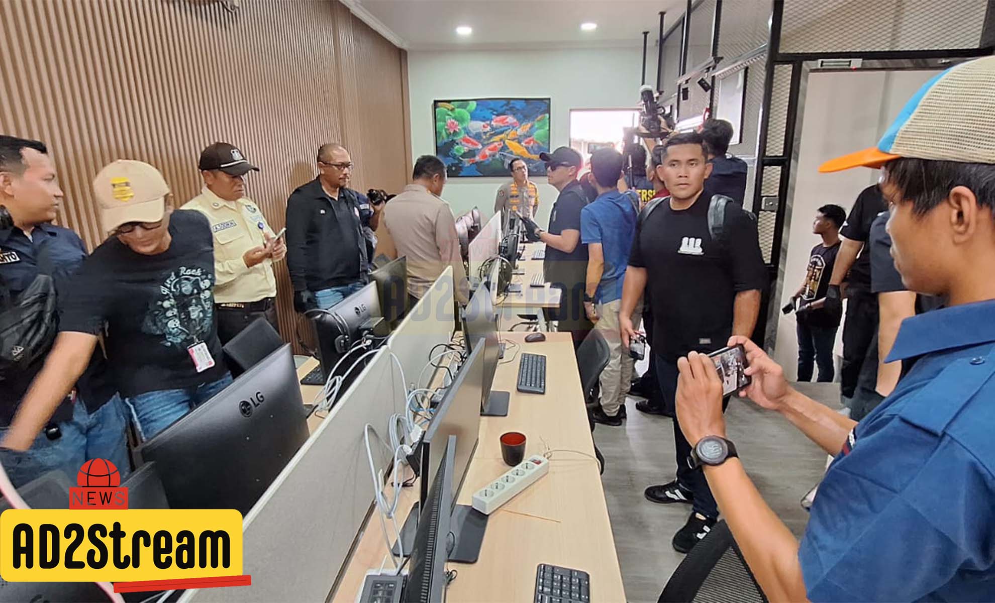 12 Orang Kemenkomdigi dan 4 Orang Terlibat Kasus Judi Online