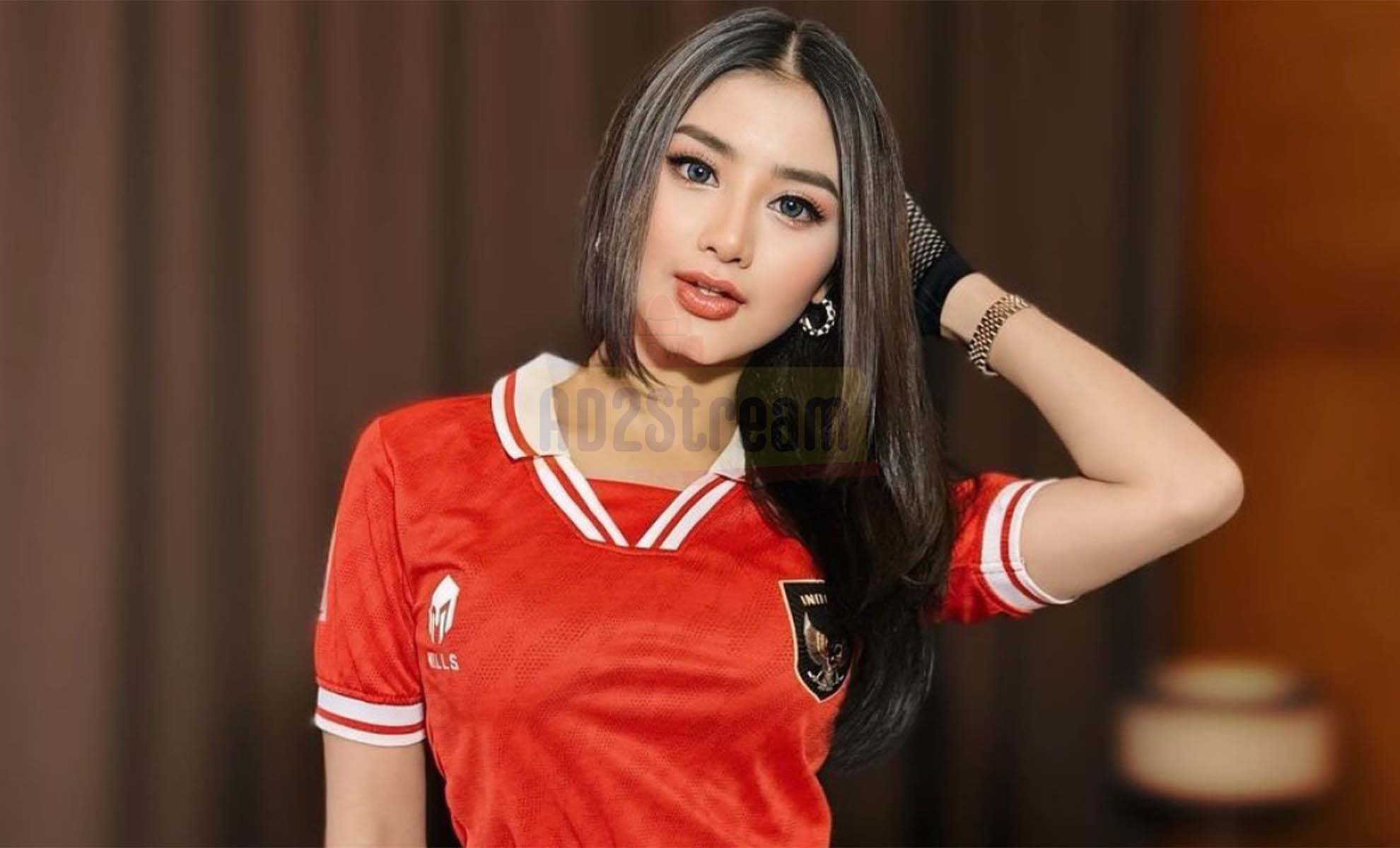 Ghea Youbi Ikut Ramaikan Nonton Timnas Indonesia