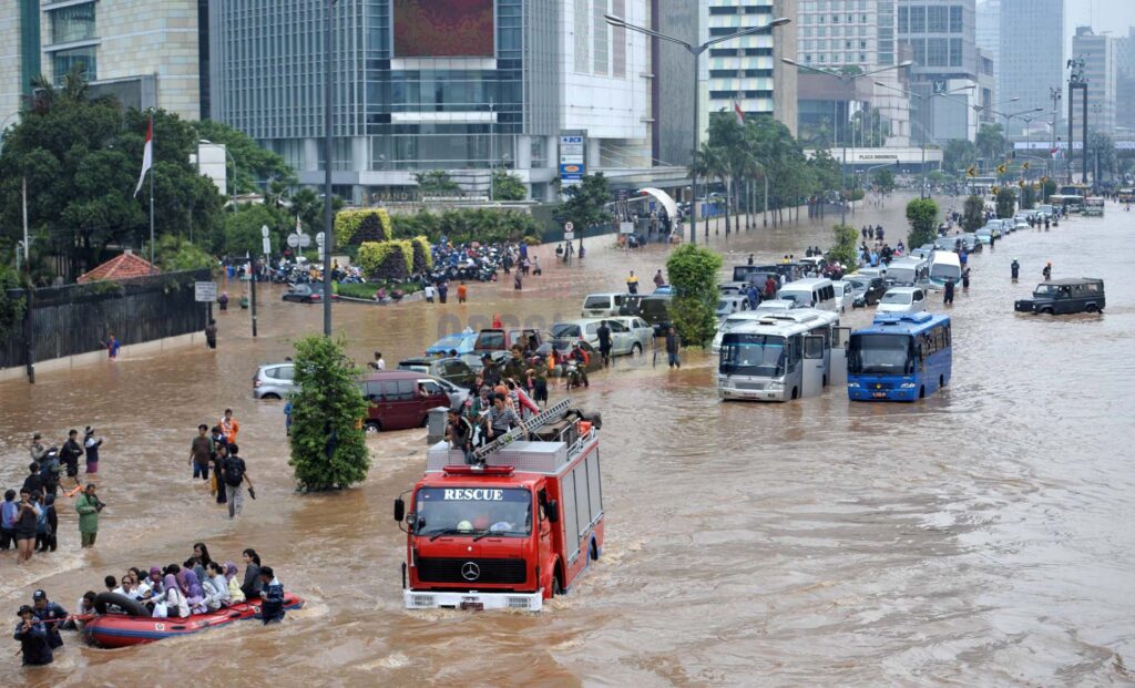 Jakarta Barat terdapat 9 RT Terendam Banjir yang terdiri dari