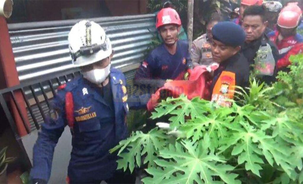 Kebakaran hebat tersebut menghancurkan dua rumah dan merenggut nyawa Besse, nenek 69 tahun yang buta dan terjebak di dalam rumah