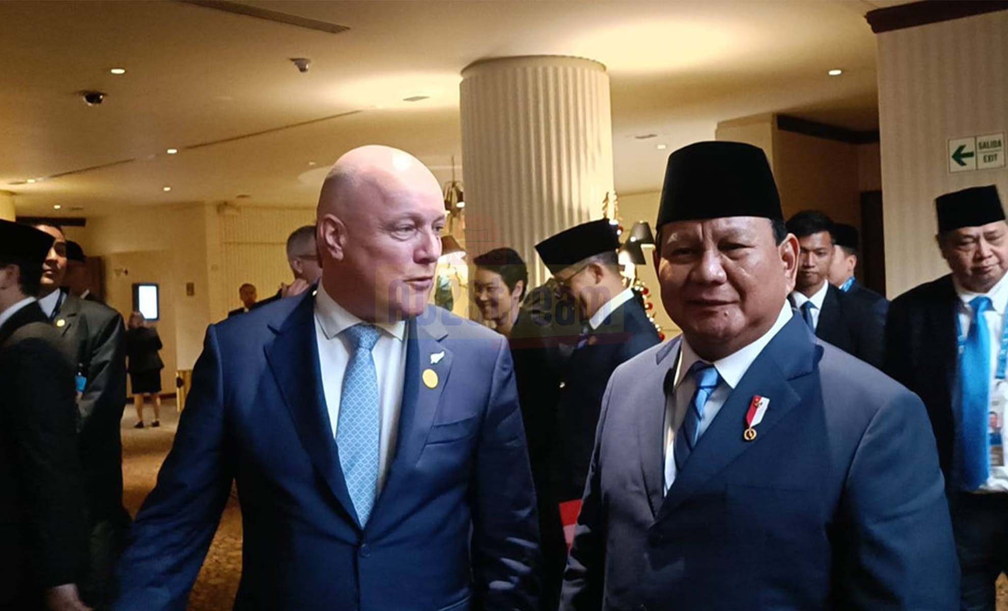 Momen Lucu Prabowo Perkenalkan Wartawan ke PM Luxon