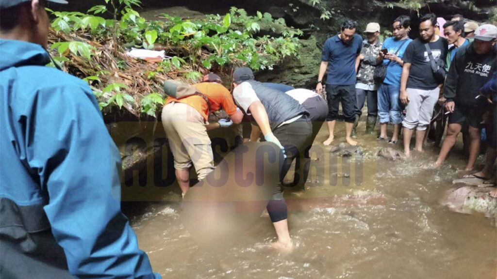 2 Pria Ditemukan Meninggal Di Sungai, Dugaan Kecelakaan JIP