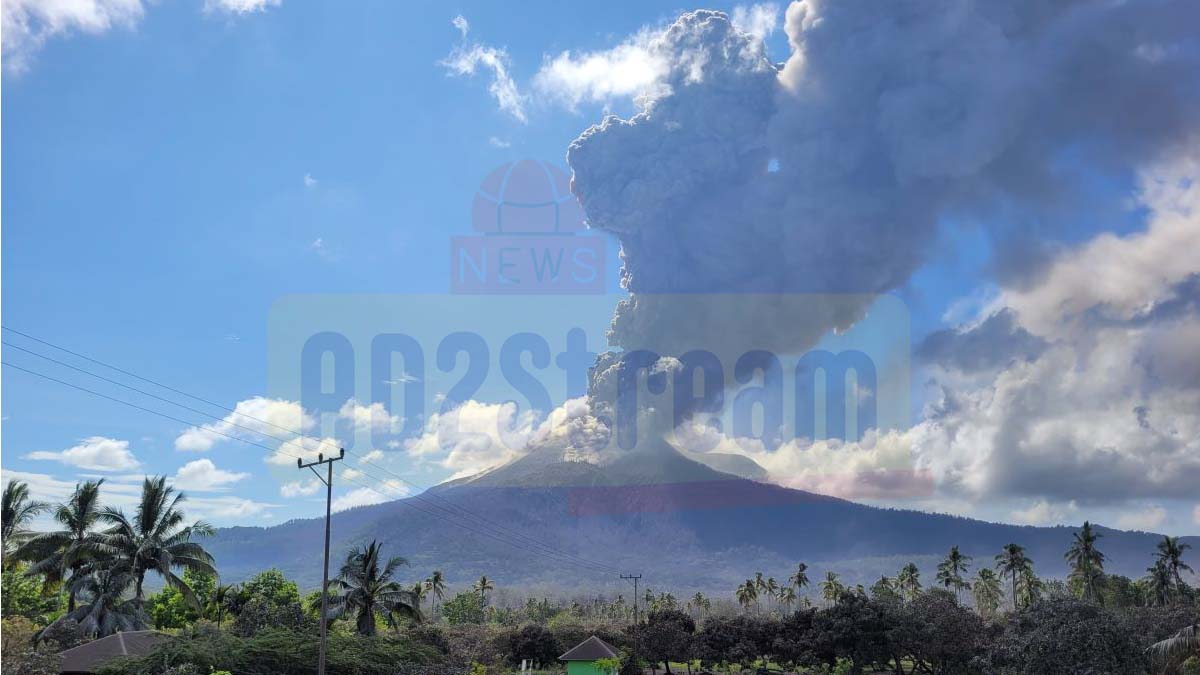 Gunung Lewotobi Laki-Laki NTT Erupsi Abu Setinggi 2000 Meter