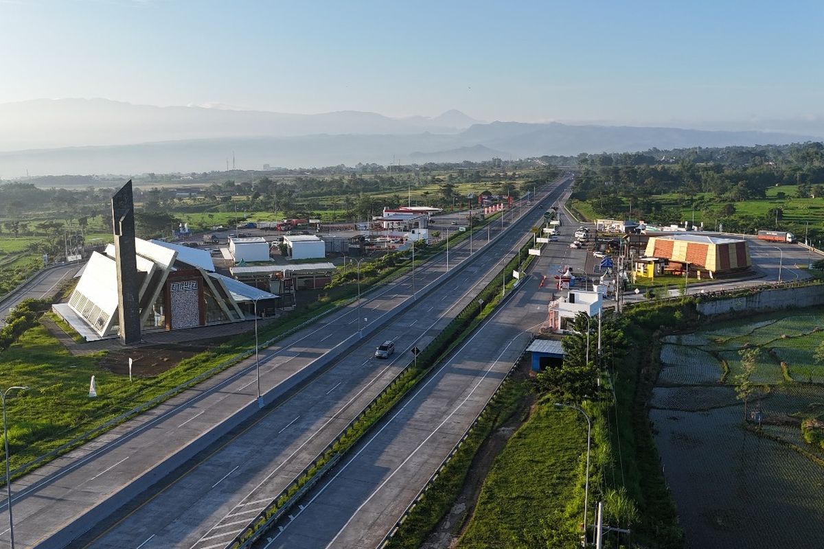 Diprediksi 1 Juta Kendaraan Penuhi Tol Malang-Pandaan Saat Libur Natal