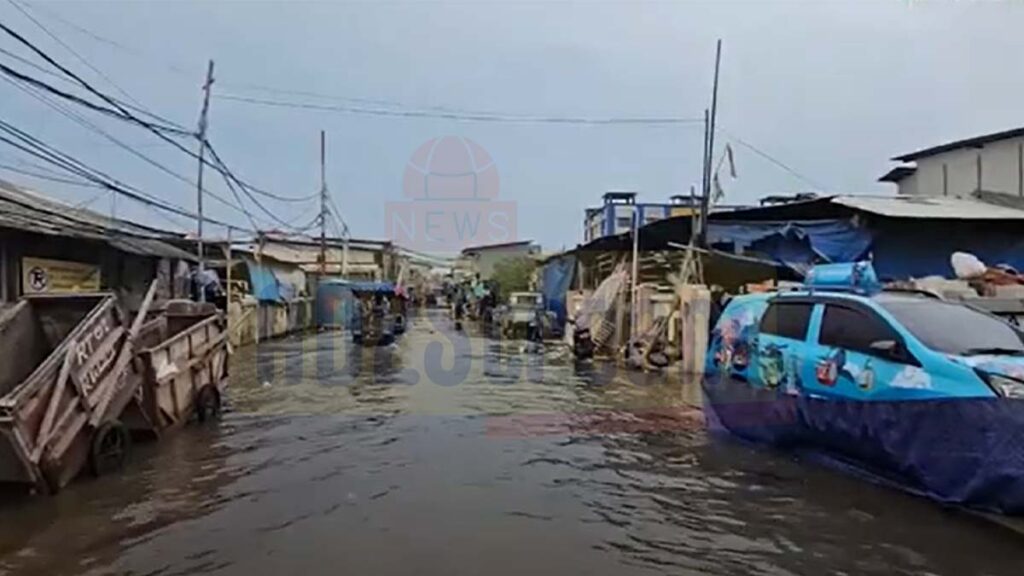 banjir rob telah melanda kawasan ini selama lebih dari seminggu