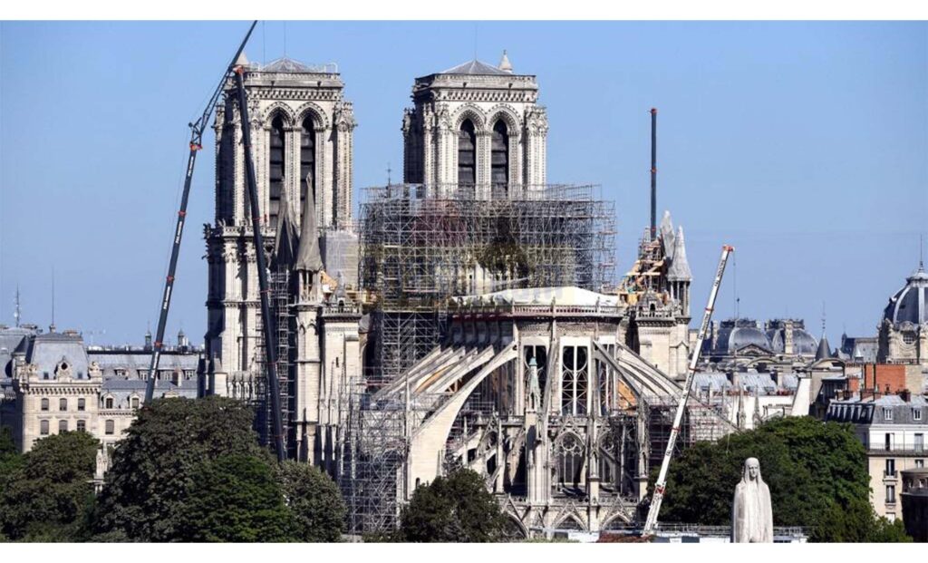 membangun kembali Notre-Dame de Paris menjadi lebih indah dalam lima tahun ke depan